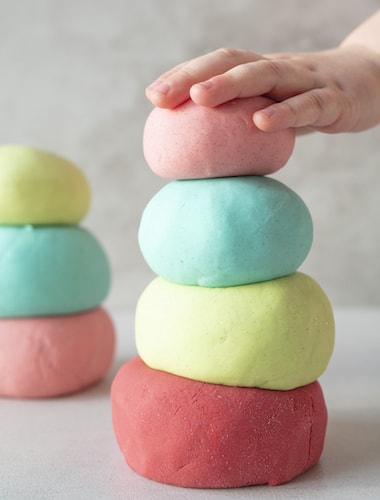 How To Make Homemade Playdough final